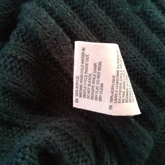 Sweater dress, size medium - Picture 4 of 4